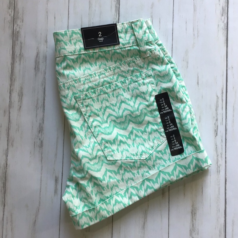 GAP 5 Pocket Cuffed Twill Shorts